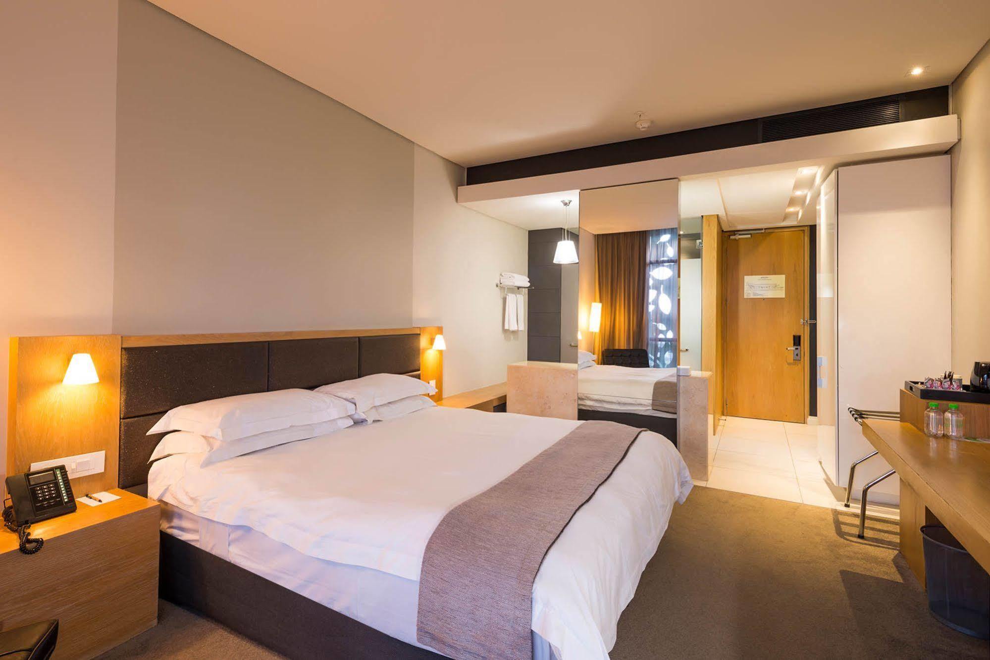 Aha Gateway Hotel Umhlanga Ντούρμπαν Εξωτερικό φωτογραφία